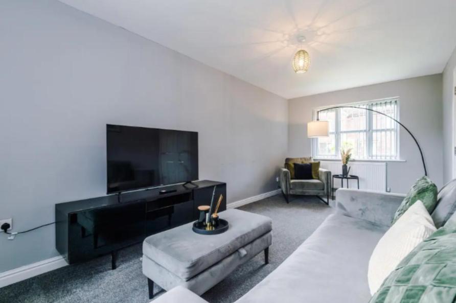 Casa de férias Lux 3 Bed 10 Mins From Centre - Parking & Netflix