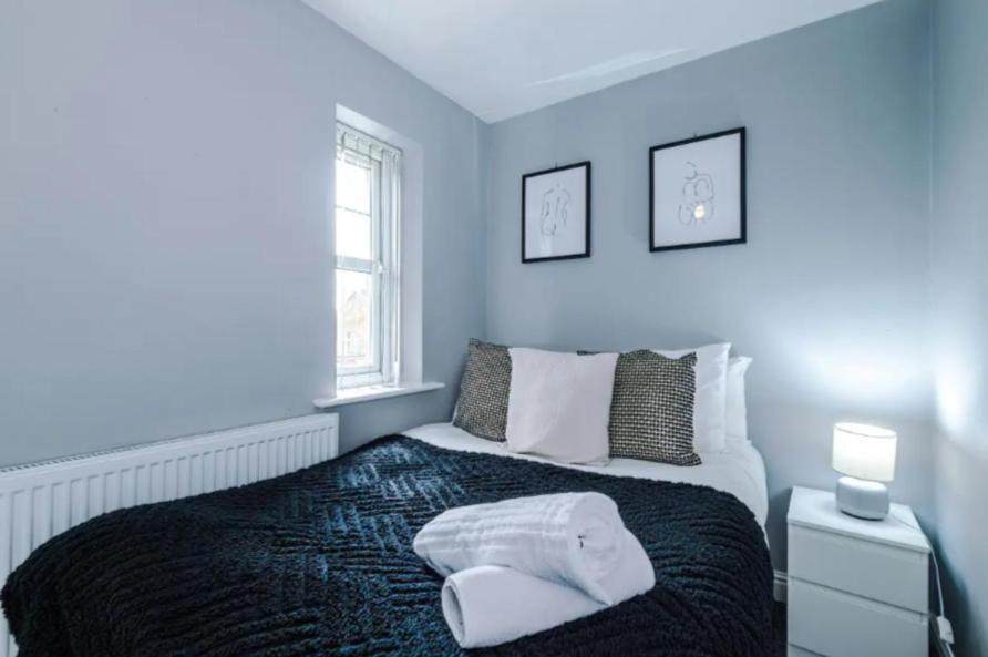 Lux 3 Bed 10 Mins From Centre - Parking & Netflix Manchester